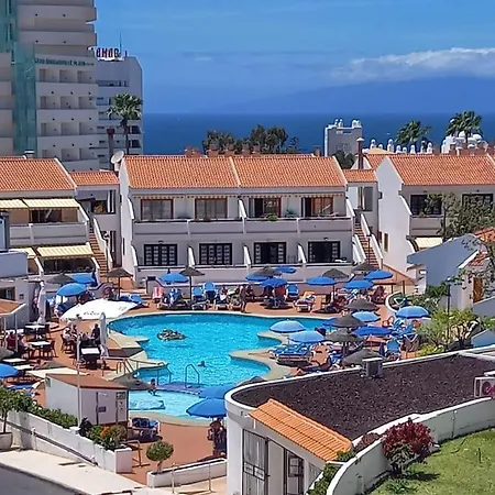 Con Vistamar Y Piscina Climatizada En Garden Apartment *