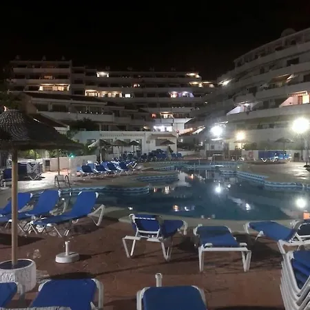 Con Vistamar Y Piscina Climatizada En Garden Apartment *